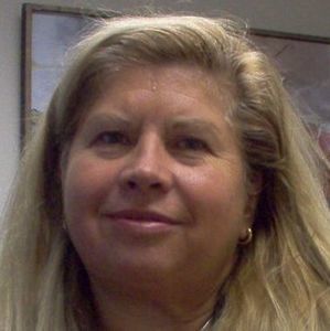 Meet your Posher, Monica